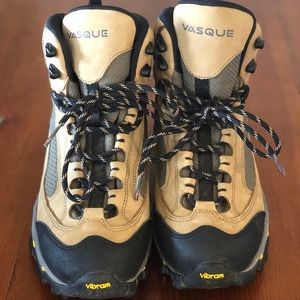 Vasque hiking boots